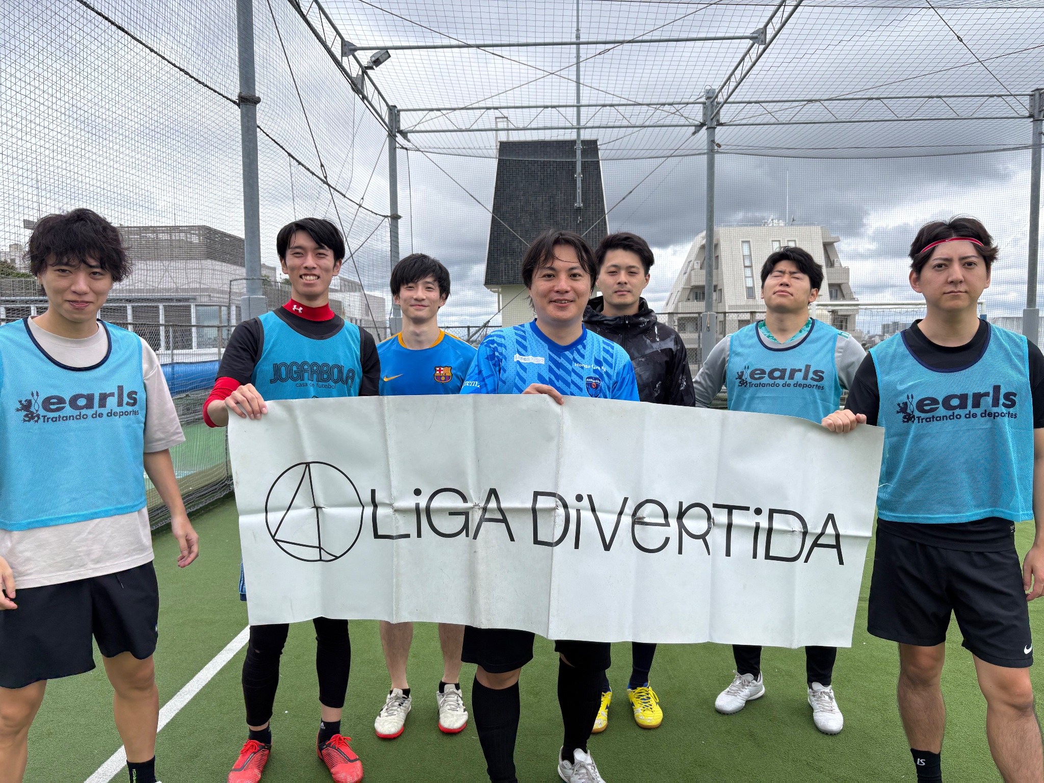第八南朝鮮偵察部隊ニダ
