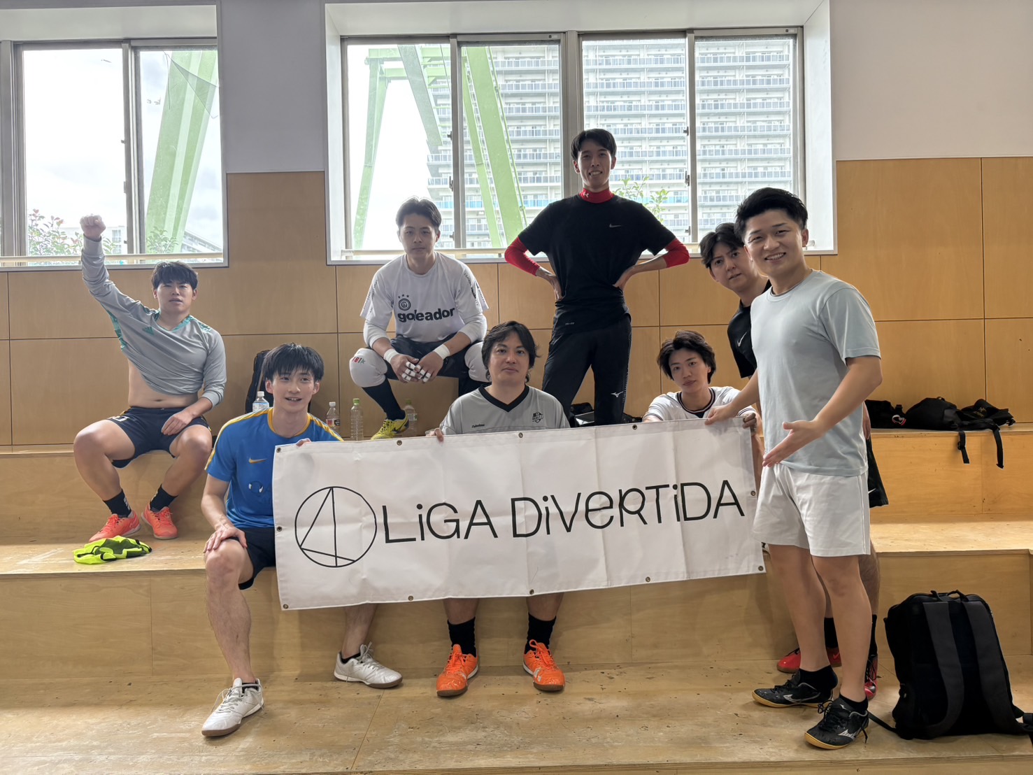 テポドンは、衛星ニダFC